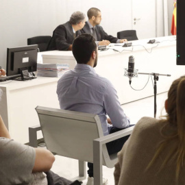 El rapero Miguel Arenas Beltrán, Valtonyc, durante el juicio. EFE