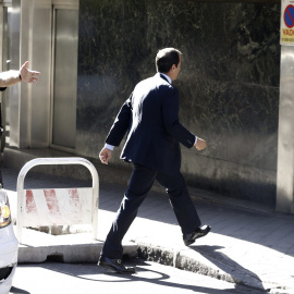 El exconsejero de Presidencia de la Comunidad de Madrid Salvador Victoria a su llegada a la Audiencia Nacional, para declarar ante el juez Eloy Velasco.- EFE