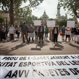 Concentración ante el Ajuntament de València.
