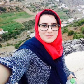 Imagen de la periodista marroquí Hajar Raissouni de su perfil de FaceBook.
