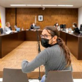El fiscal retira la petición de cárcel al fotógrafo Albert García y lo rebaja a multa