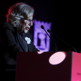 La alcaldesa de Madrid, Manuela Carmena, durante el acto de presentación de la nueva guía de Madrid, 'Save the date'. EFE/Zipi