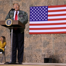 "Lo que sea necesario. Necesitamos un muro. Necesitamos seguridad en nuestro país", dijo Trump en la base aérea de Al Asas - Reuters/Jonathan Ernst