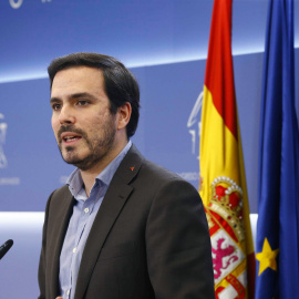 El coordinador federal de Izquierda Unida, Alberto Garzón, durante su comparecencia ante los medios en el Congreso de los Diputados. EFE/J.P. Gandul