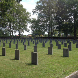 Miles de exiliados republicanos, 5.000 de ellos aragoneses, pasaron por el campo de refugiados de Gurs, reconvertido en campo de concentración.
