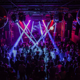 El Getmad, un festival aun de verano pero que en vez de al aire libre se celebra en una sala