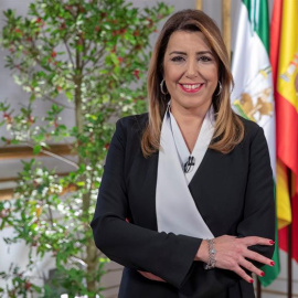 La presidenta en funciones de la Junta de Andalucía, Susana Díaz, durante la grabación en el Palacio de San Telmo-. EFE/Julio Muñoz