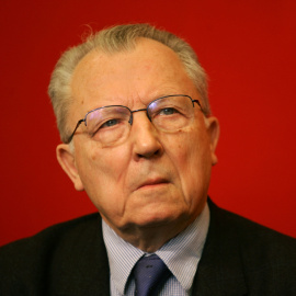 Jacques Delors durante una rueda de prensa en París, a 19 de abril de 2005.