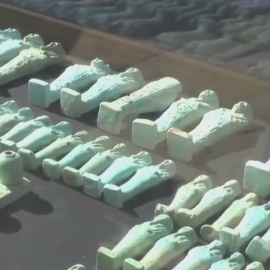 Arqueólogos encuentran en una necrópolis egipcia una colección de 1.000 estatuillas en perfecto estado. / Europa Press