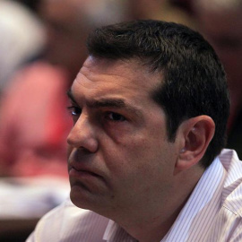 El primer ministro griego, Alexis Tsipras, asiste al Comité Central de Syriza celebrado en Atenas (Grecia).- Orestis Panagiotou (EFE)