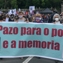 Pancarta de la manifestación de las asociaciones gallegas de memoria histórica en Meirás.
