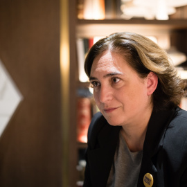 La alcaldesa Ada Colau, durante su entrevista con Público.