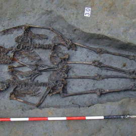 Foto de los 'amantes de Módena', enterrados de la mano. (EFE)