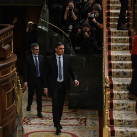El presidente del Gobierno, Pedro Sánchez, a su llegada a una sesión plenaria, en el Congreso de los Diputados, a 30 de enero de 2024, en Madrid