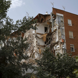 Vista del edificio del barrio madrileño de Carabanchel que se ha derrumbado parcialmente. REUTERS/Andrea Comas