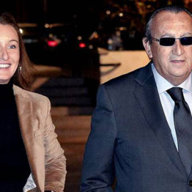 Carlos Fabra y su hija Andrea. / DOMENECH CASTELLÓ (EFE)