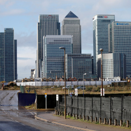 Vista de  Canary Wharf, el distrito financiero de Londres. REUTERS/Suzanne Plunkett