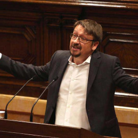 Xavier Domènech durante una intervención en el Parlament de Catalunya. | TONI ALBIR (EFE)