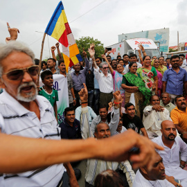 Manifestación de repulsa por el ataque por parte de un grupo de extrema derecha a varios 'intocables' en la India.- REUTERS