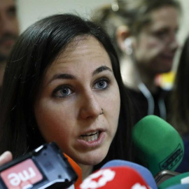 La portavoz adjunta del grupo parlamentario Unidos Podemos, Ione Belarra, tras la reunión sobre el Pacto Educativo en el Congreso - EFE/Chema Moya