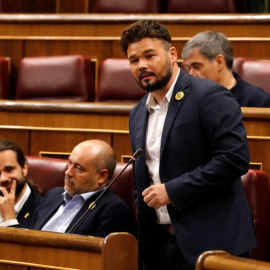 El portavoz de ERC, Gabriel Rufián, durante su intervención en la segunda y última sesión de control