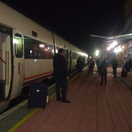 Descarrila un tren que cubría la línea Madrid-Zafra a la altura de Torrijos sin causar heridos. / EUROPA PRESS