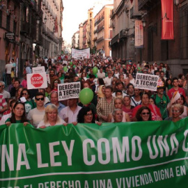 Manifestación por la ILP de vivienda de Madrid en la calle Mayor. /F.G.