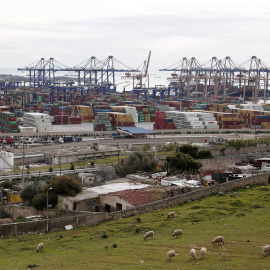 Vista del puerto ateniense del Pireo, el mayor de Grecia. REUTERS/Alkis Konstantinidis