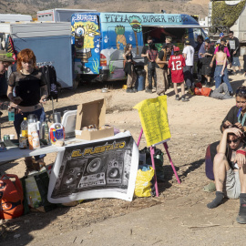 Alrededor de 5.000 personas se concentran en una 'rave' en Fuente Álamo (Murcia).