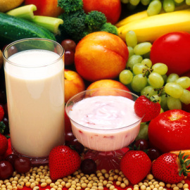 La gran mayoría de dietas detox abarcan desde periodos de ayuno totales a regímenes basados en caldos, batidos de frutas y verduras, incluyendo algunas de ellas el uso de laxantes, diuréticos y suplementos fitoterápicos. / Wikipedia