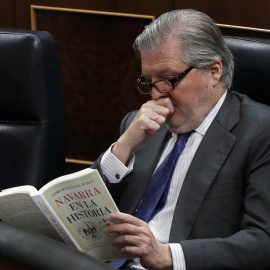 El ministro de Educación, Íñigo Méndez de Vigo, en el Congreso. / BALLESTEROS