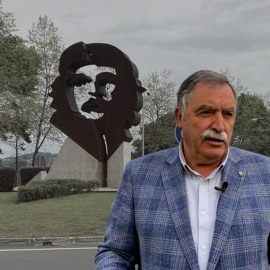 12/2/24 Fotomontaje con el alcalde de Oleiros, Ángel García Seoane, y la estatua en homenaje a Ché Guevara en el municipio