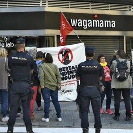 Concentració davant de l'Audiència Nacional en suport als activistes dels CDR detinguts aquest dilluns. EFE
