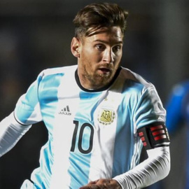 Leo Messi durante un partido con la selección argentina.