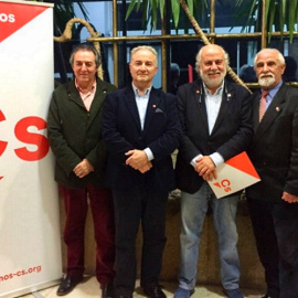 La directiva local de C's en Oleiros.