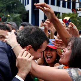 El líder opositor Guaidó se autoproclama presidente de Venezuela
