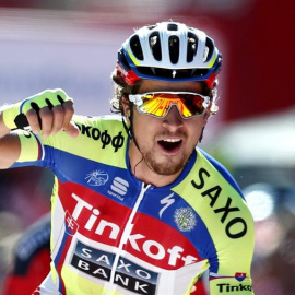 Sagan celebra su victoria en la etapa de la Vuelta. EFE/Javier Lizón