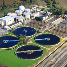 Los análisis de la CHE han detectado un vertido continuo de residuos de lindano procedentes de la depuradora municipal de Vitoria desde hace tres años.