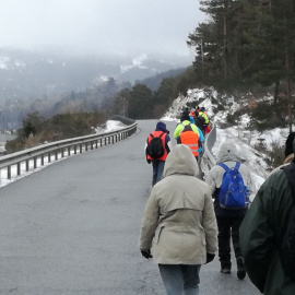 Personas caminando para reivindicar la Renta Básica/Marta Sánchez de Ron