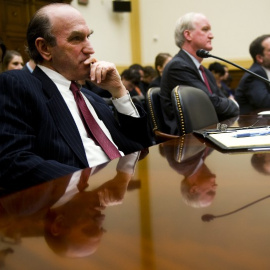 Foto de archivo de Elliott Abrams, en una comparecencia en el Congreso estadounidense, en 2011, cuando era alto cargo de la Administración de George Bush. AFP PHOTO/Jim WATSON