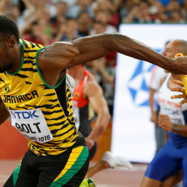 Bolt, durante la final del 4x100. REUTERS/Phil Noble