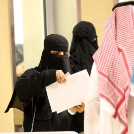 Familias saudíes en el complejo deportivo Rey Abdalá, durante un partido de la liga profesional de Arabia Saudí. EFE/EPA
