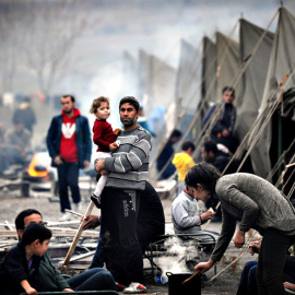Los refugiados sirios llevan acampados en Harmanli en condiciones infrahumanas desde hace tres años. / AFP