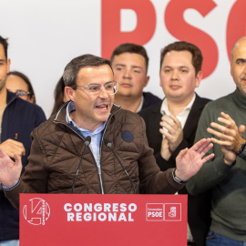 El presidente de la Diputación de Badajoz, Miguel Ángel Gallardo, tras vencer en las primarias del PSOE de Extremadura, en Mérida. 2-3-2024.
