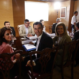 Reunión entre los equipos negociadores del PP y de Ciudadanos.- E.P.