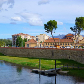 04-02-2017- Los caudales del Ebro se están reduciendo de una manera notable en los últimos años como consecuencia del cambio climático y el aumento de la demanda./ Zarateman, Wikipedia Commons.
