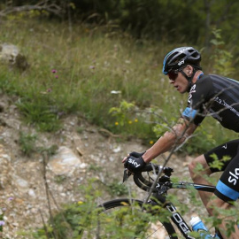 El ciclista británico del equipo Sky, Christopher Froome, durante la undécima etapa de la Vuelta Ciclista a España. /EFE
