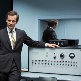 El americano Michael Almereyda recupera esa historia que conmocionó al planeta con su película 'Experimenter: la historia de Stanley Milgram'.