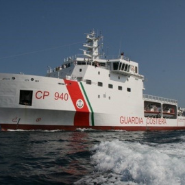 Barco de la Guardia Costera italiana - GUARDIA COSTERA DE ITALIA - Archivo