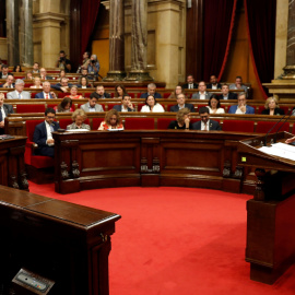 07/10/2019.- La líder y portavoz grupo parlamentario de Ciudadanos, Lorena Roldán, durante su intervención hoy en el debate de la moción de censura impulsada por Ciudadanos contra el presidente de la Generalitat, Quim Torra. EFE/ Toni Albir